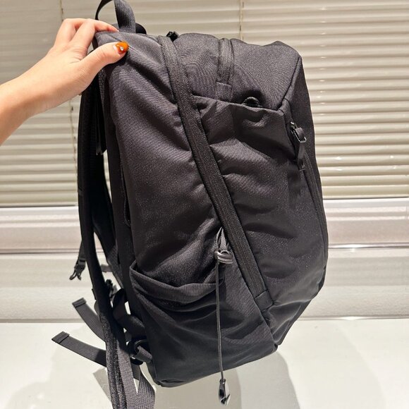 Arc'teryx Mantis 26 Backpack Bag - Picture 6 of 9